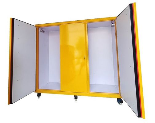 شراء Steel Chemical Storage Cabinet with 3-Point Locking System Fire Proof and Explosion Proof for Secure Chemical Handling التصنيع عبر الإنترنت